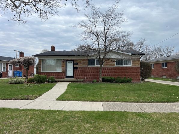 6346 Fairwood Dr