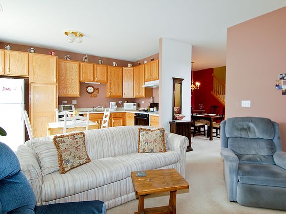 5th image of 2901 Pleasant Plains Dr