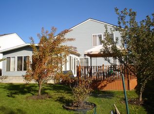 4493 W Roundstone Way, Waukegan, IL 60085
