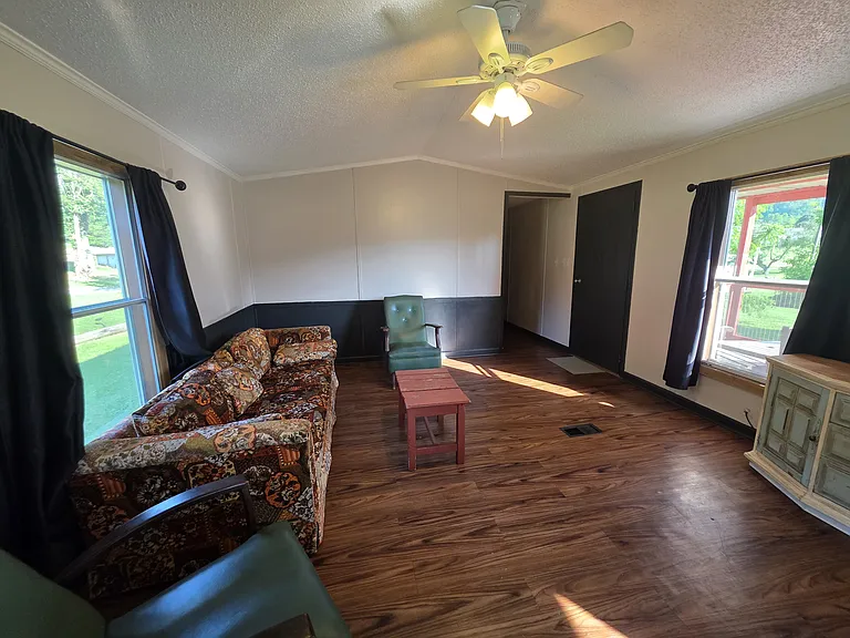 Red Plum Ln — Photo 6