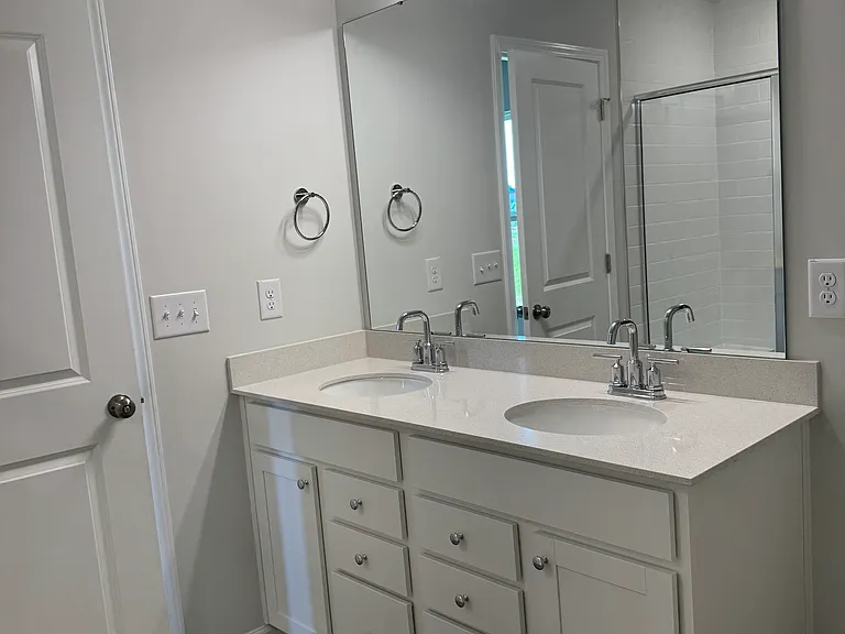 721 Branthurst Dr — Photo 12