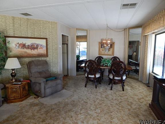 4th image of 1590 Garnet Ln