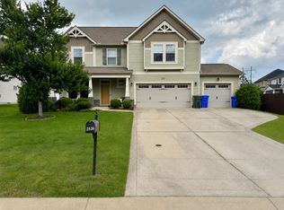 2520 Clear Pines Ct, Fayetteville, NC 28304
