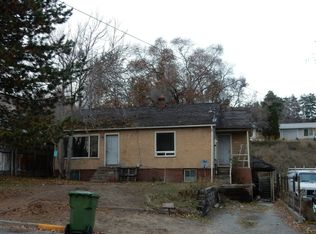 216 W Cherry Ave, Omak, WA 98841