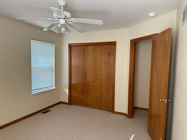 925 N Field Stone Dr — Photo 28