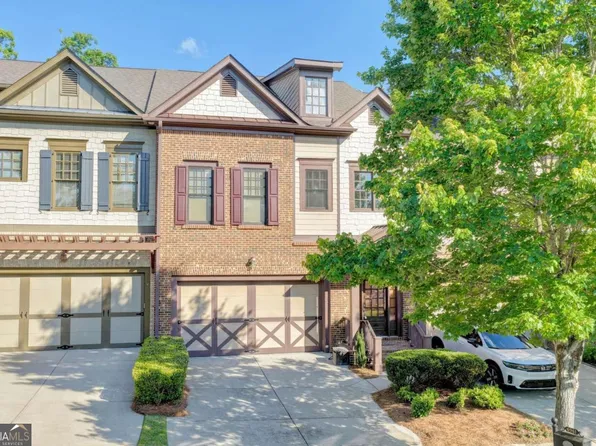6961 Fellowship Ln, Flowery Branch, GA 30542