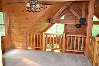 3rd image of 1007 Goldfinch Ct
