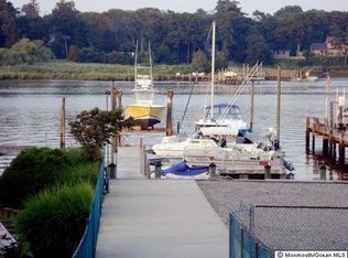 137 Riverside Dr, Brick, NJ 08724