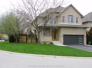 30 Walcotte Ave, Hamilton, ON L9K 1M8