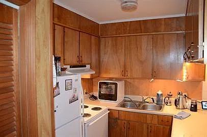 210 Westview Dr #3 — Photo 5