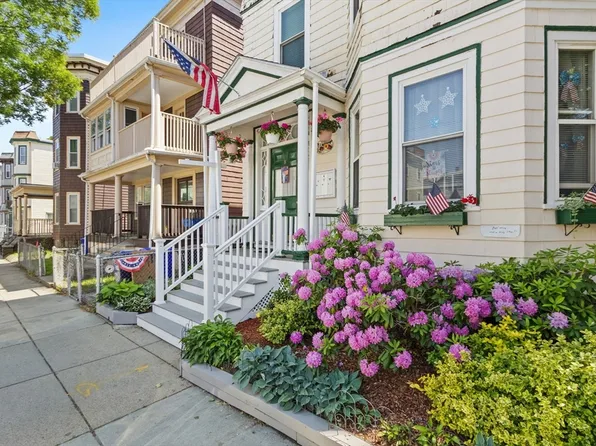 9 Romsey St #3, Dorchester, MA 02125