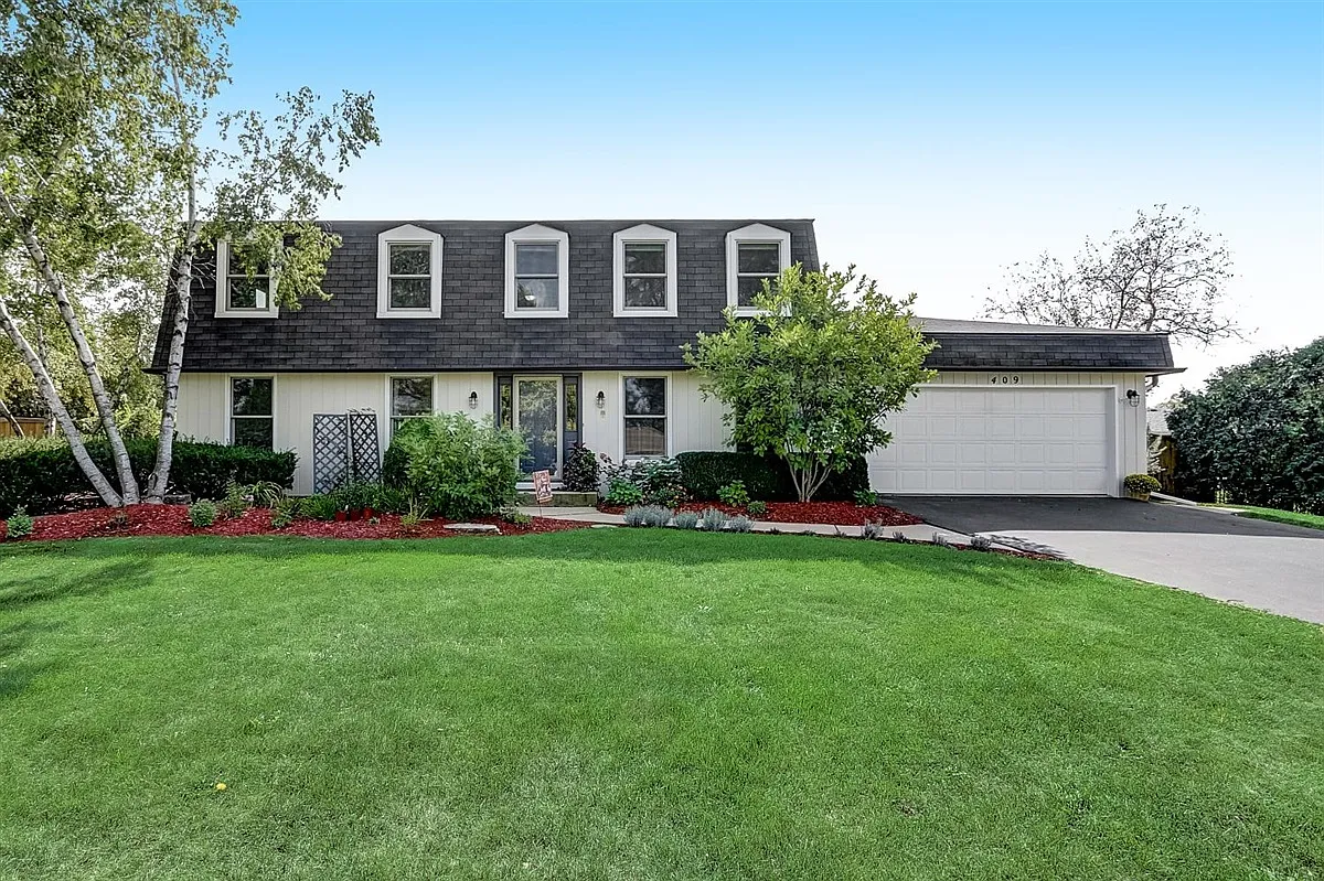 409 Cardinal Dr photo 1