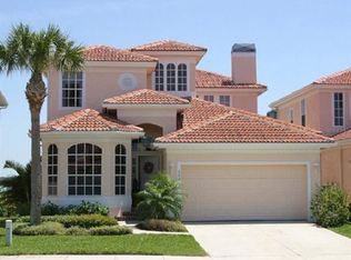 202 Sand Key Estates Dr, Clearwater, FL 33767