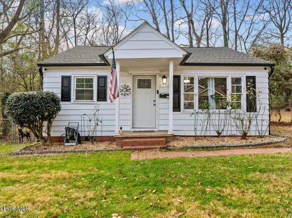 210 Brookwood Avenue, Fayetteville, NC 28301