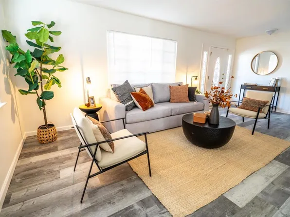 7165 Peter Pan Ave, San Diego, CA 92114