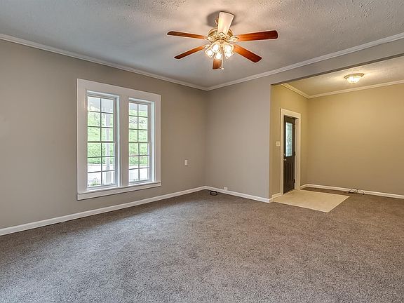 5th image of 743 Woodland Ave