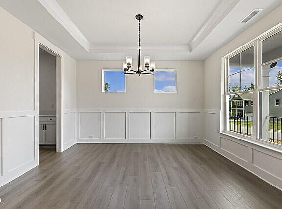 5th image of 115 Arundel Dr