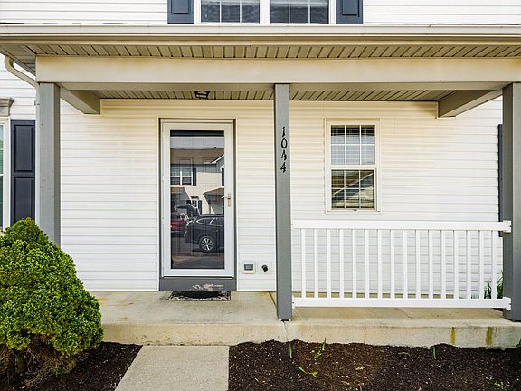 2nd image of 1044 Watkins Glen Ct