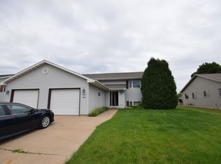 3801 Western Dr #3801, Oshkosh, WI 54901