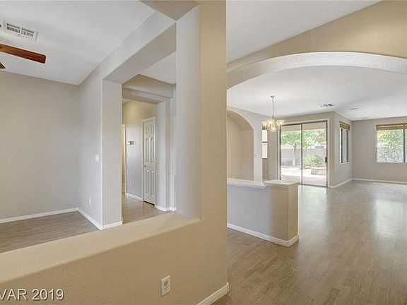 5th image of 478 Wendover Hills Ave