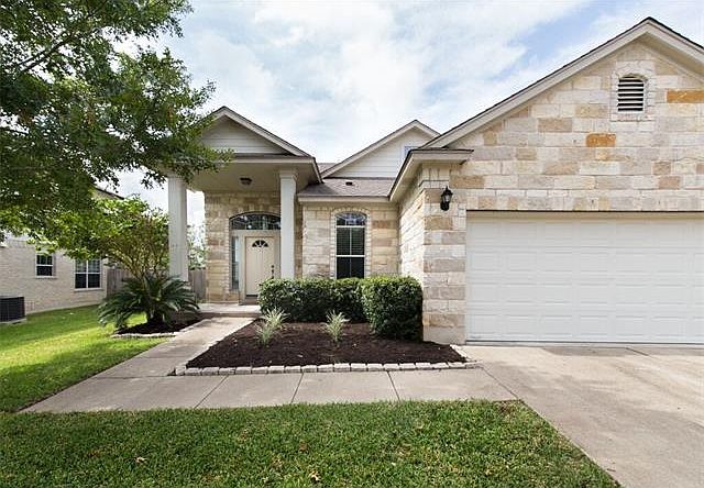 1st image of 2925 Lynnbrook Dr