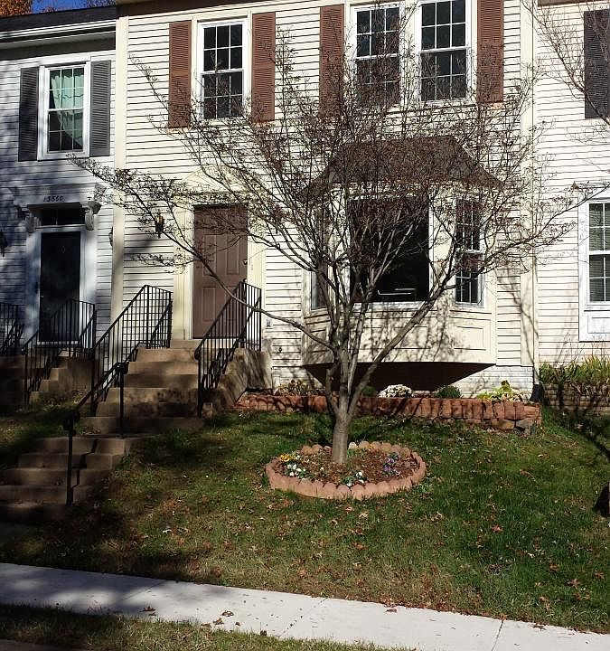 13858 Wakley Court Centreville VA 20121 
Available 16th of July 2021
Two private Parking spaces #468
Little Rocky Run - Fairfax County - Virginia