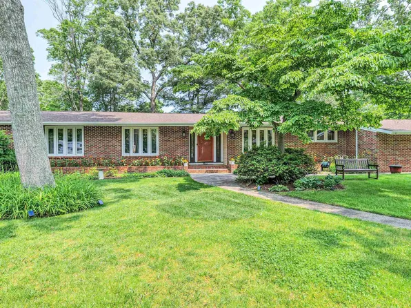9 Lesley Ln, Northfield, NJ 08225
