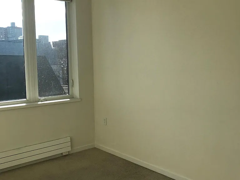 60 Parris St #401 — Photo 6