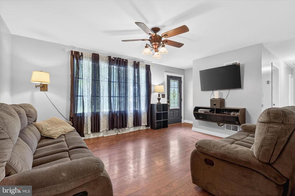 207 Forge Hill Rd, Wrightsville, PA - View 5