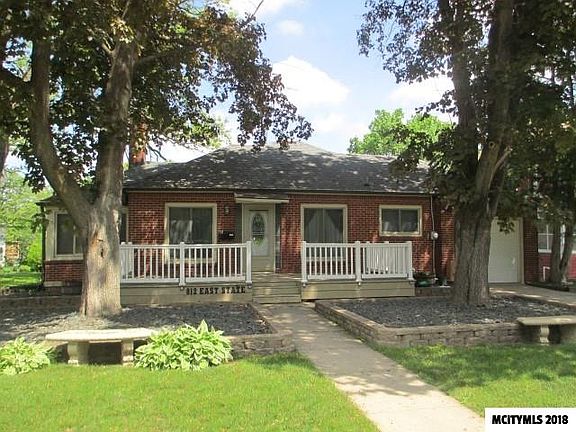 2nd image of 812 E State St