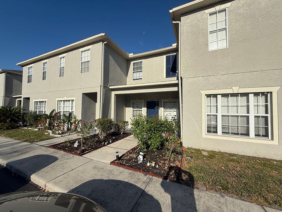 1st image of 12905 Kings Crossing Dr