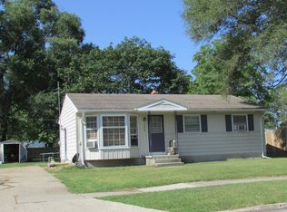 1340 Laurie Gail Dr SE, Lowell, MI 49331
