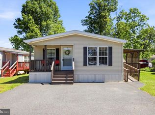 271 Dogwood Dr, Quakertown, PA 18951