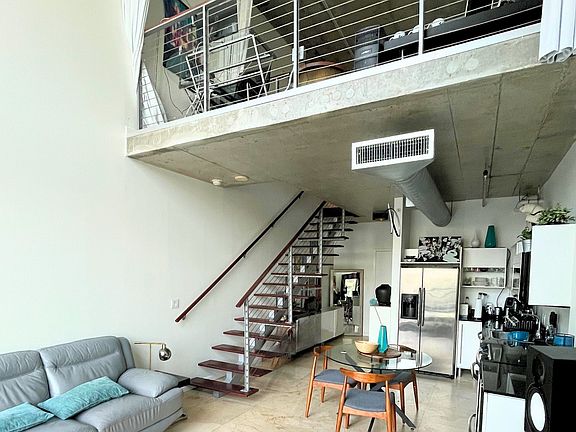 5th image of 690 SW 1st Ct APT 2718