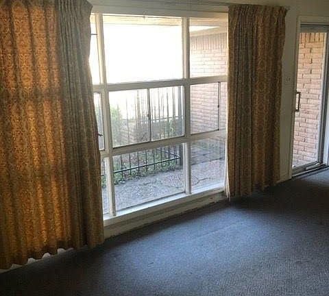 3rd image of 6841 Concho St