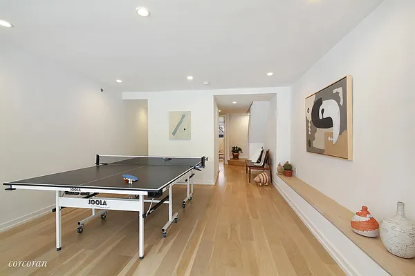 Sold by Corcoran | media 41