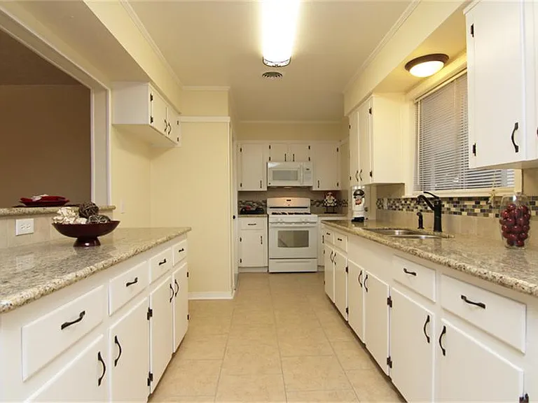 8526 Friendship Rd — Photo 8