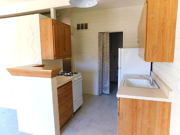 3rd image of 1332 E 3205 S APT 1