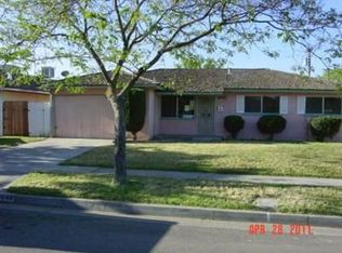 5040 E Carmen Ave, Fresno, CA 93727