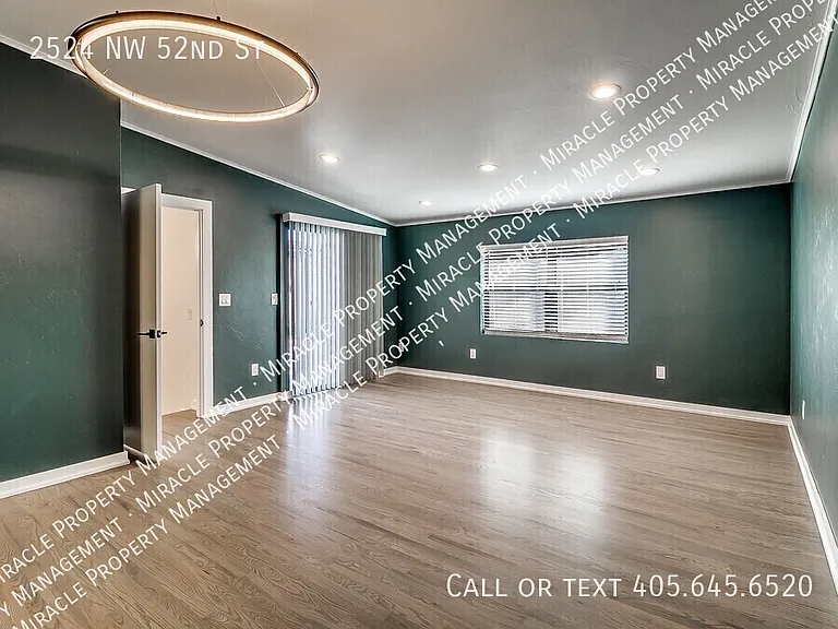 2524 NW 52nd St — Photo 26