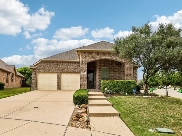 1441 Isabella Ln, Aubrey, TX 76227
