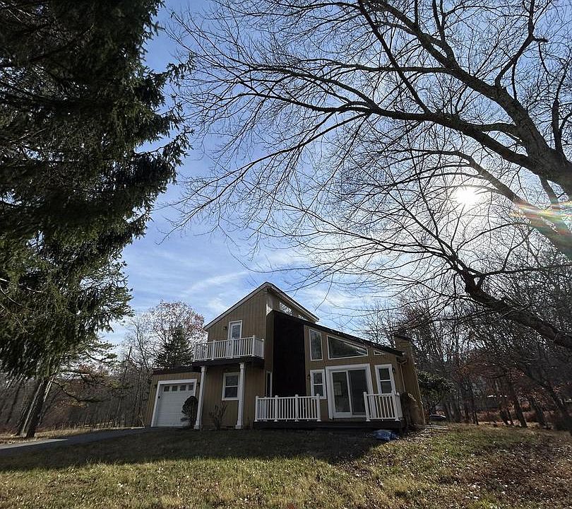 1st image of 2233 Vista Cir