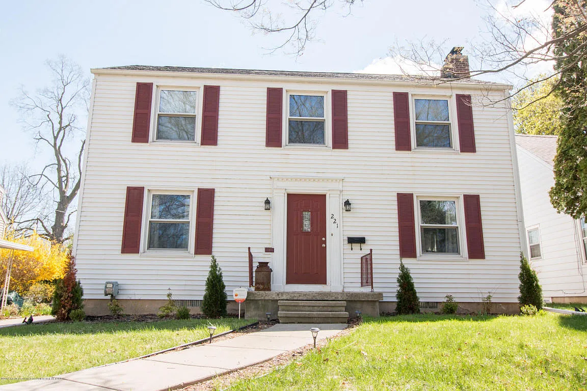 221 West St photo 1