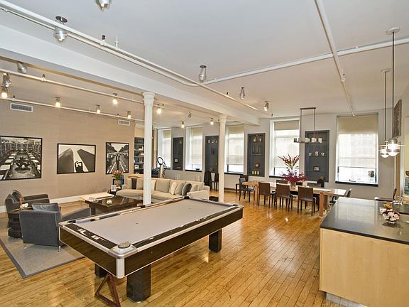 5th image of 72 Reade St APT 3