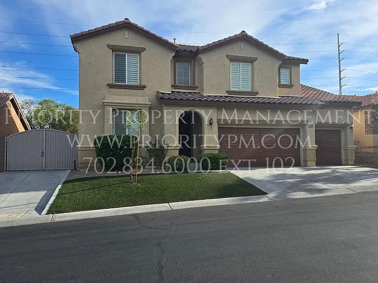 10001 Central Valley Ave — Photo 2