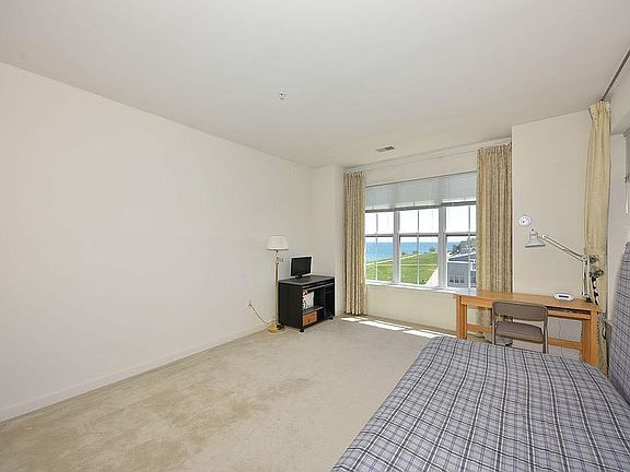 5th image of 3930 S Lake Dr #340