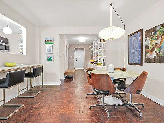 2nd image of 7423 Ridge Blvd APT 1C