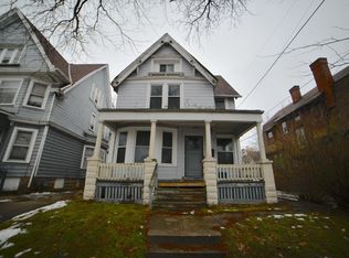 1122 W Wright St, Milwaukee, WI 53206