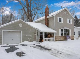 6871 Revere Dr, Derby, NY 14047