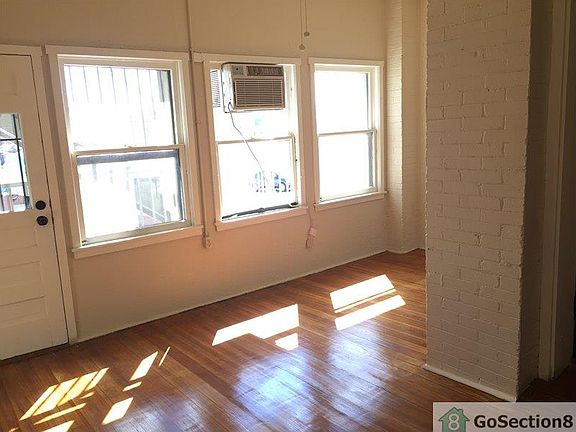 2nd image of 220 W Yandell Dr APT 10